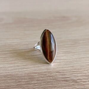 Vintage Sterling silver tiger eye boho crystal ring